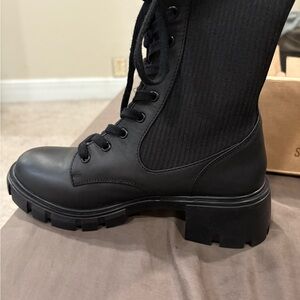 Stylish Black Women's Boots